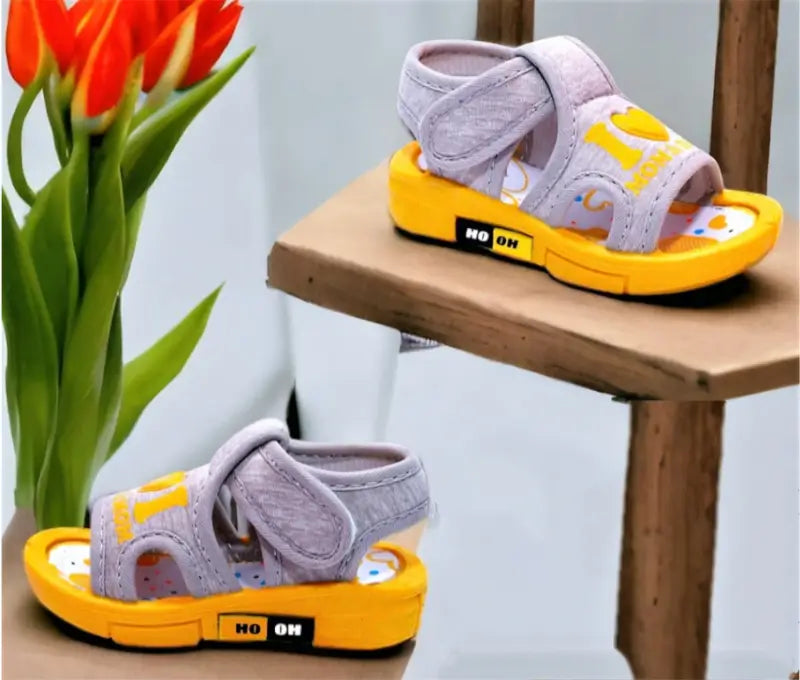 Kids Shiny Indoor Outdoor Sandals with Whistle Sound Chu-Chu Musical Comfortable Footwear